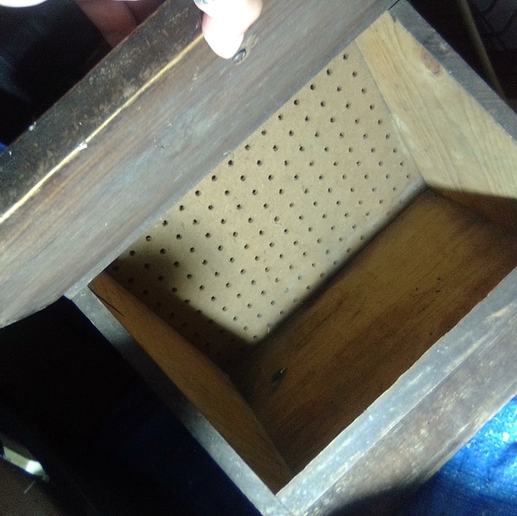 Clothes, Shoes, Home items, Car accessories, jewelry, tools, kitchen items, ect. - Picture 7 of 16